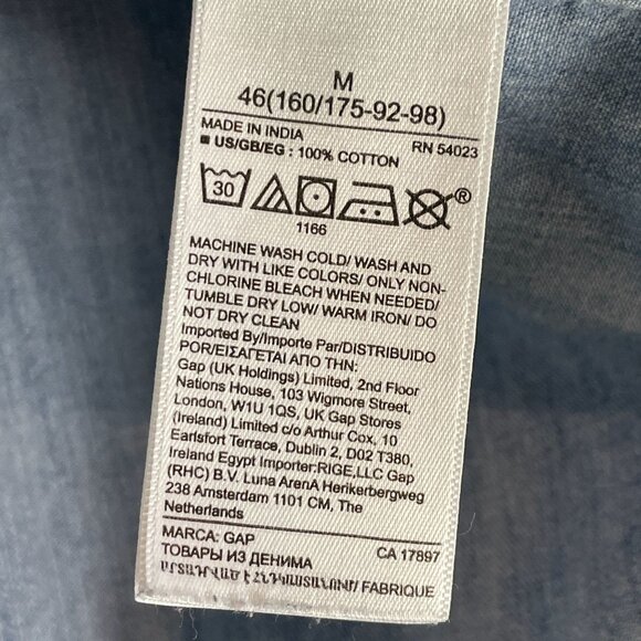 Gap Womens Medium Blue Denim Shirt Pearl Snap Western Cowgirl Rodeo Top - Picture 4 of 10